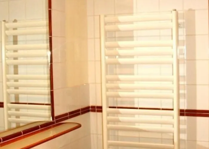 Les Barelles Bed and Breakfast 3*